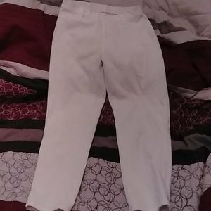 White stretchable pants